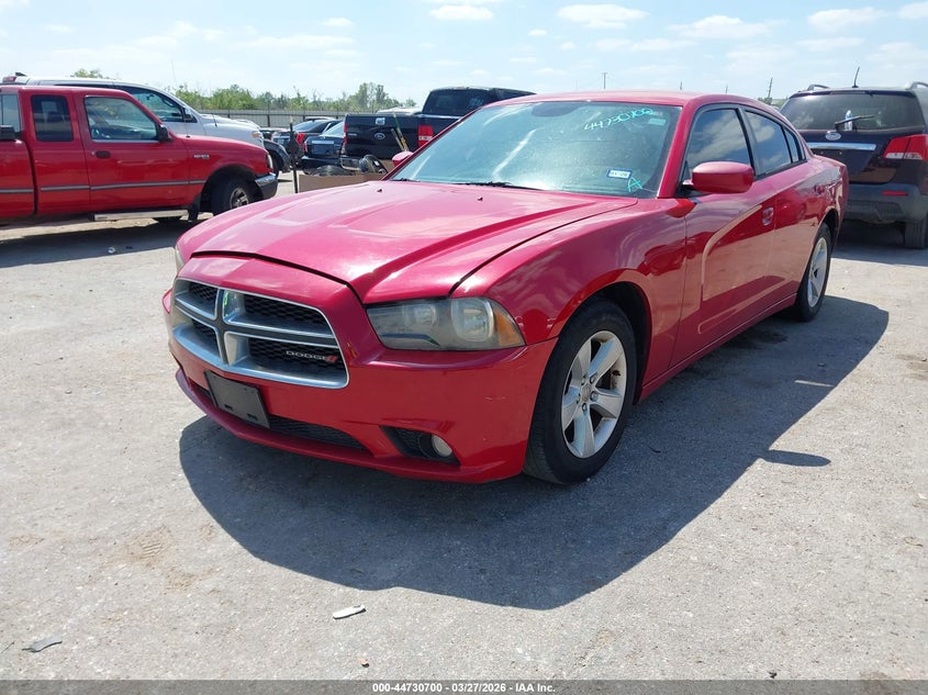 Vin: 2c3cdxhg1dh605372, lot: 45227880, dodge charger sxt 20132