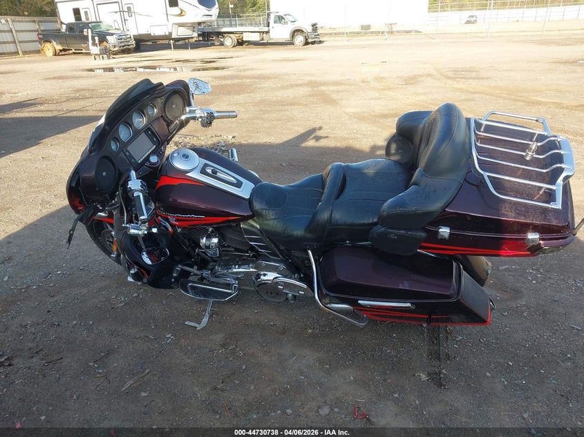 2017 Harley-Davidson Flhtkse Cvo Limited VIN: 1HD1TEF13HB957021 Lot: 44730738