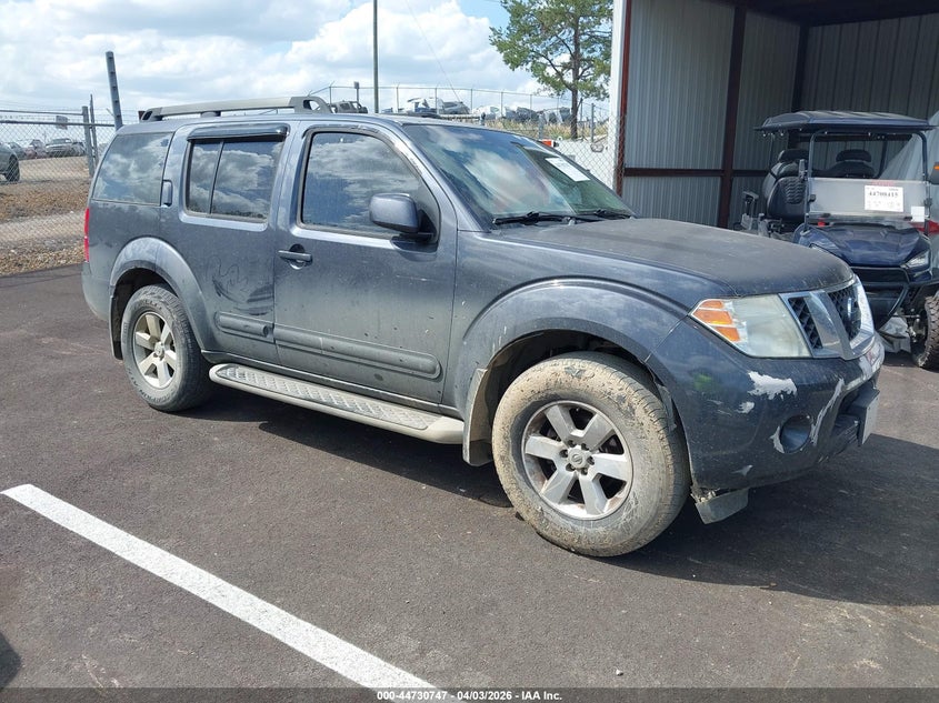 2010 Nissan Pathfinder Se