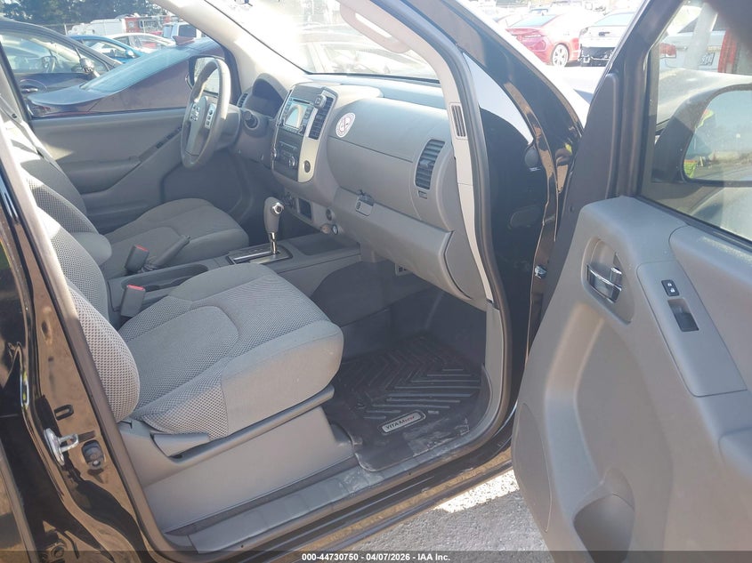 2018 Nissan Frontier Sv