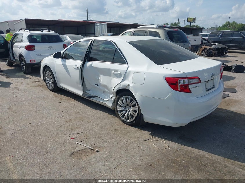 2014 Toyota Camry Le