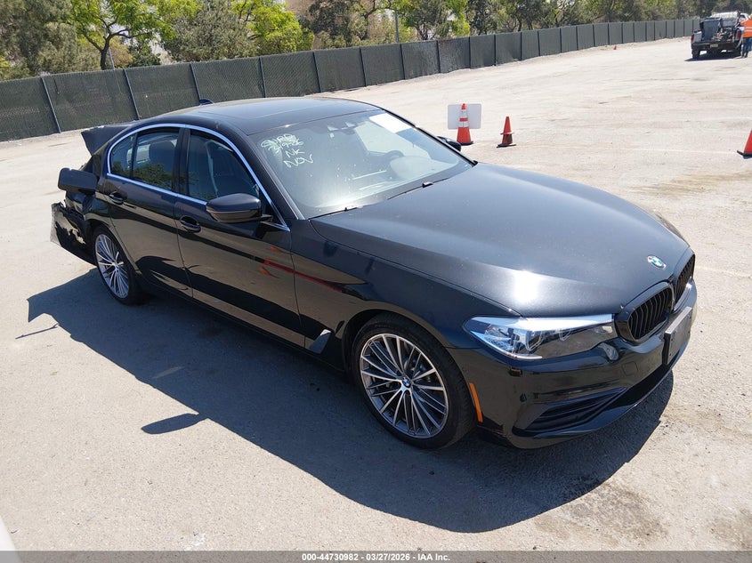 2019 BMW 530I