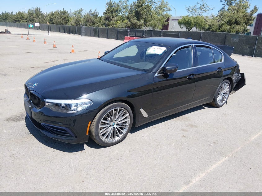 2019 BMW 530I