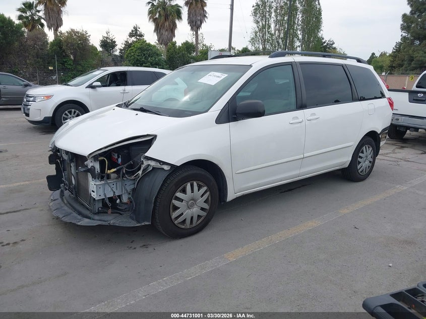2008 Toyota Sienna Le
