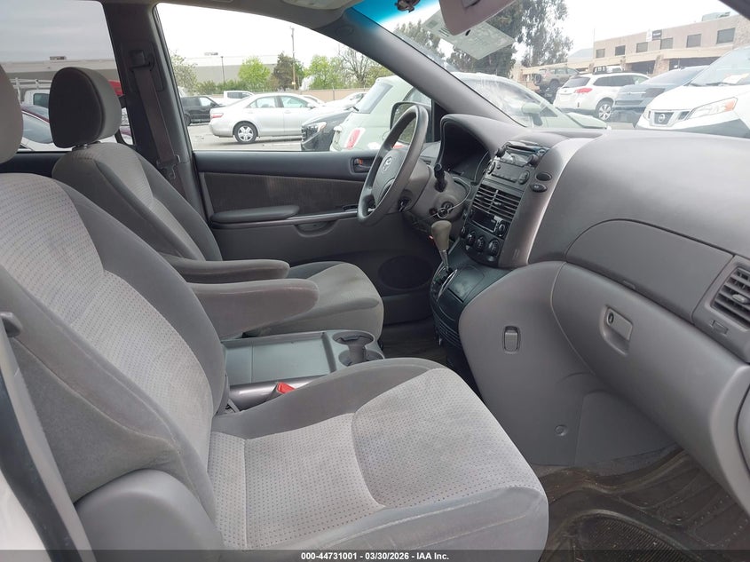 2008 Toyota Sienna Le