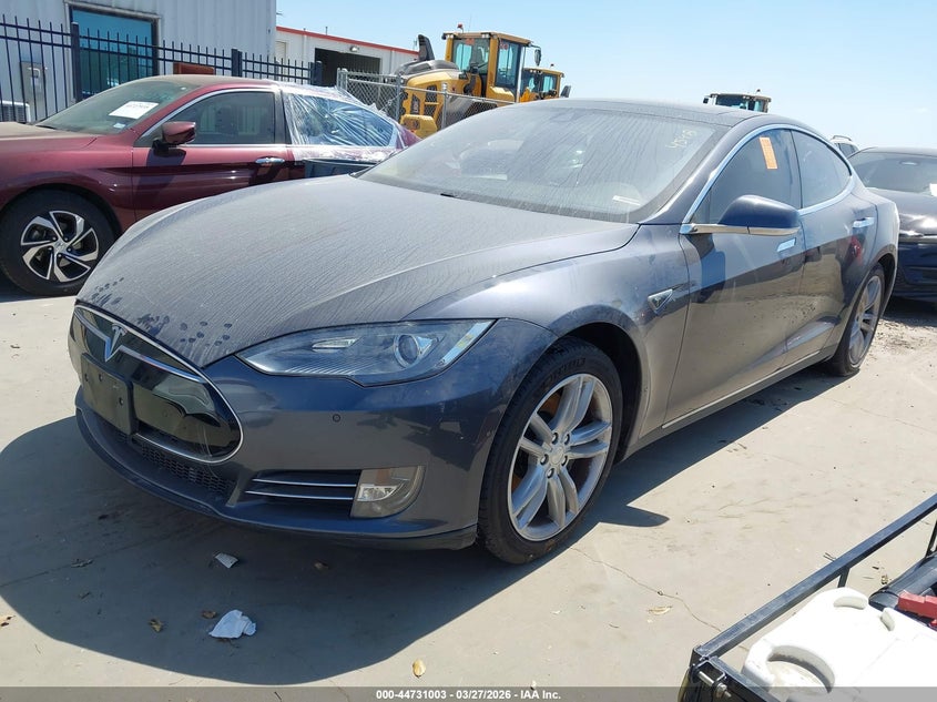 Vin: 5yjsa1s15efp64548, lot: 45228183, tesla model s 20142