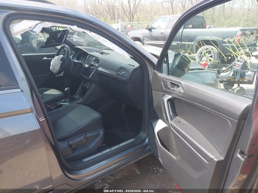 2021 Volkswagen Tiguan 2.0T Se/2.0T Se R-Line Black/2.0T Sel