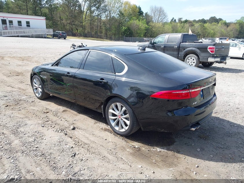 2017 JAGUAR XF auction photo 3