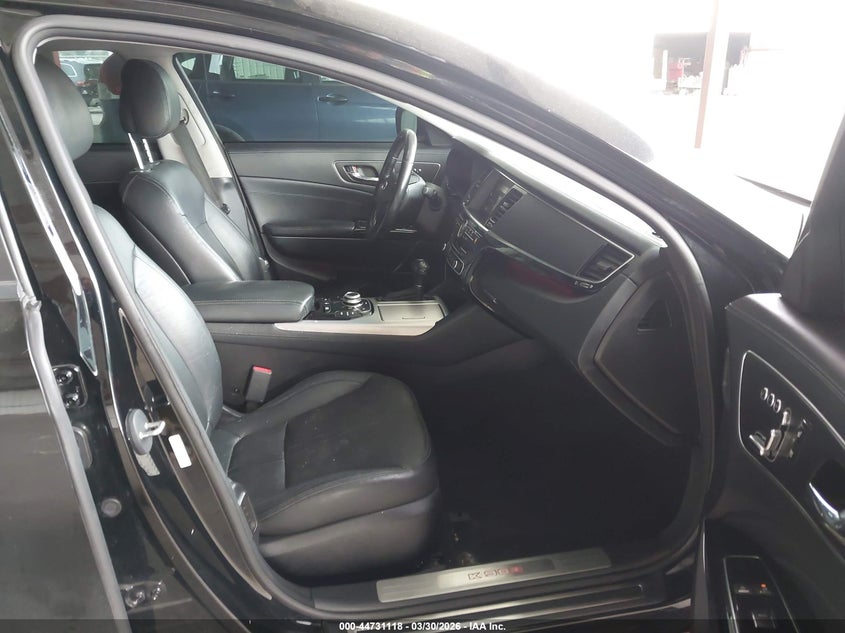 2015 Kia K900 Premium