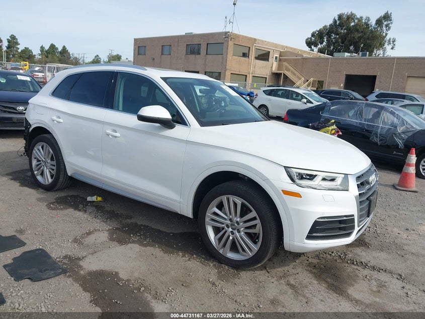 2018 Audi Q5 2.0T Premium/2.0T Tech Premium