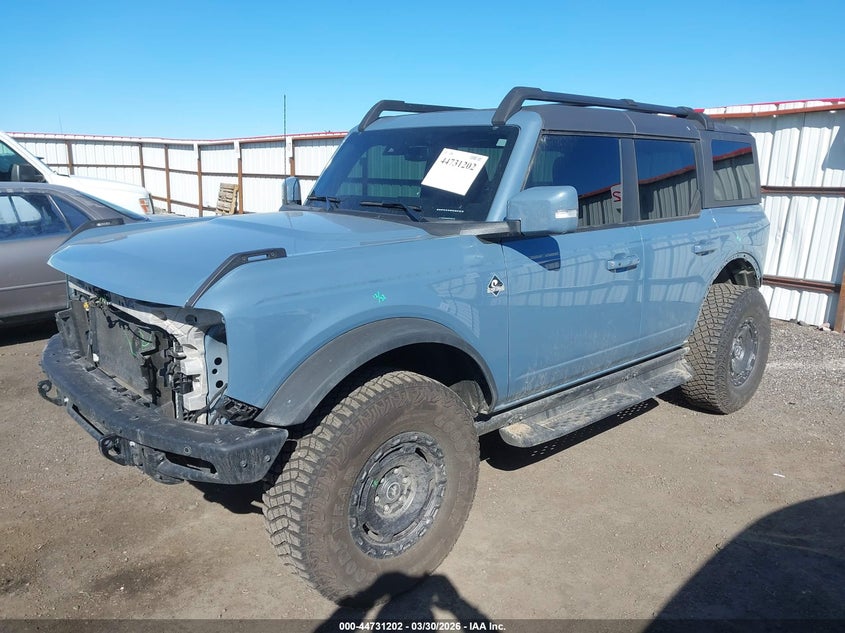 2024 Ford Bronco Outer Banks