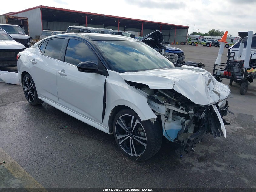 2020 NISSAN SENTRA SR XTRONIC CVT