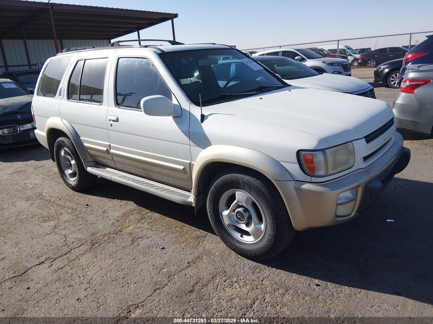 1999 INFINITI QX4 LUXURY