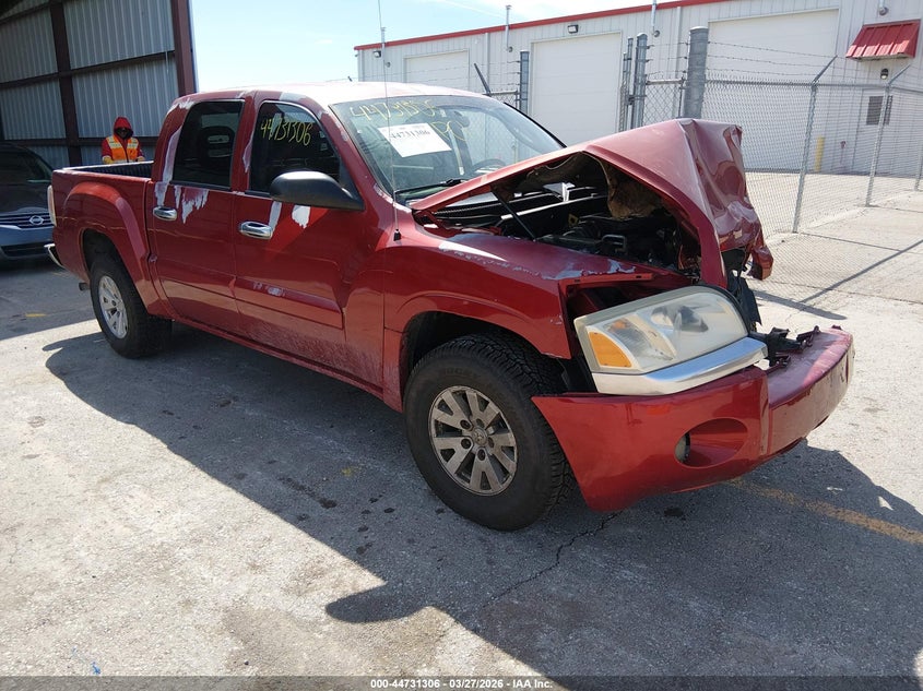 2006 MITSUBISHI RAIDER LS