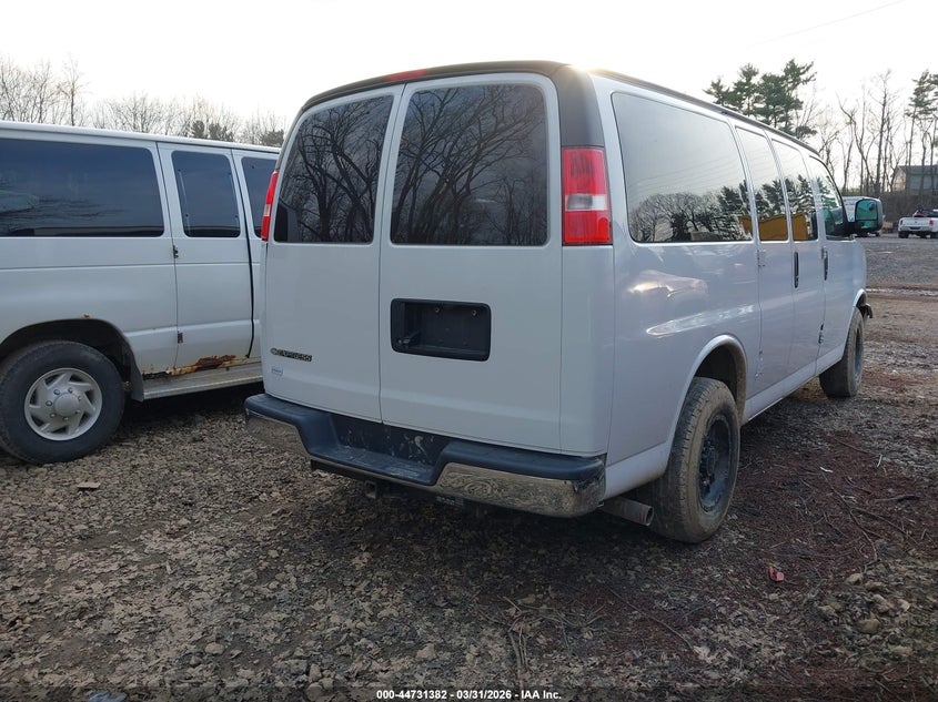 2018 Chevrolet Express 2500 Lt