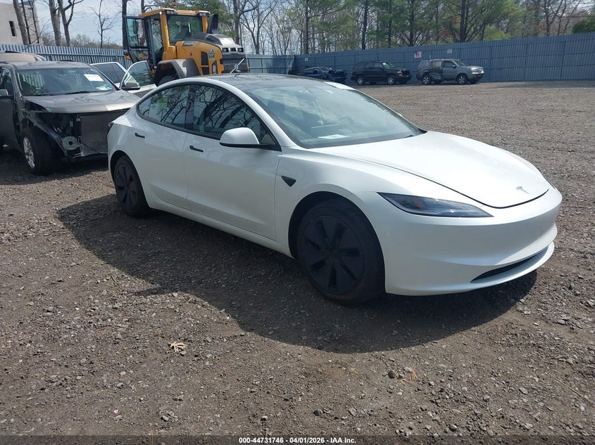 Vin: 5yj3e1ea8sf978479, lot: 45228926, tesla model 3 long range rear-wheel drive/standard rear-wheel drive 2025 img_1