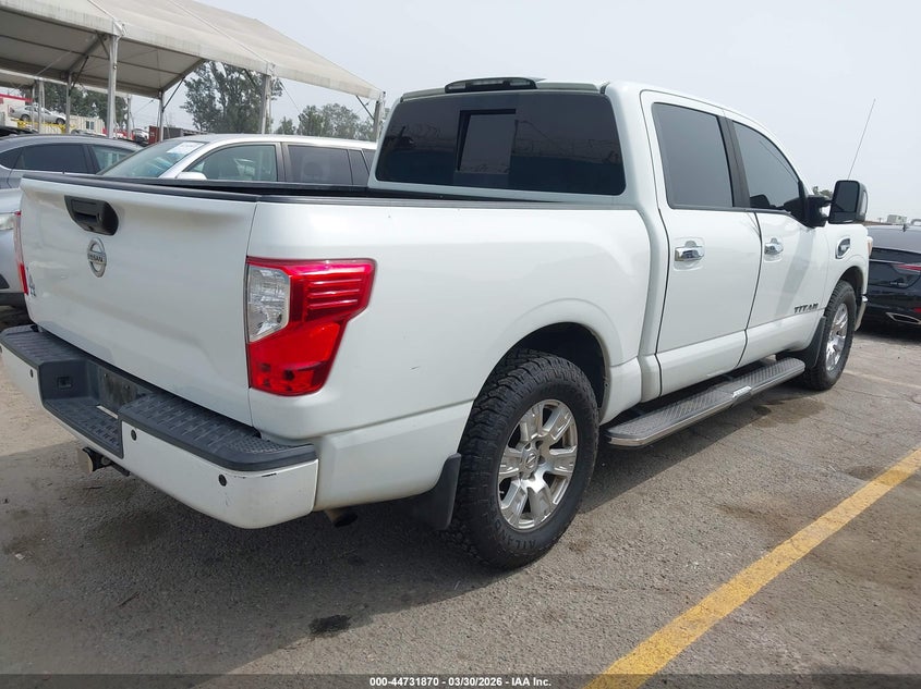 2017 Nissan Titan Sv