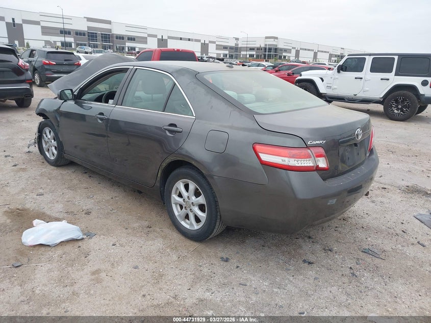 2011 Toyota Camry Le