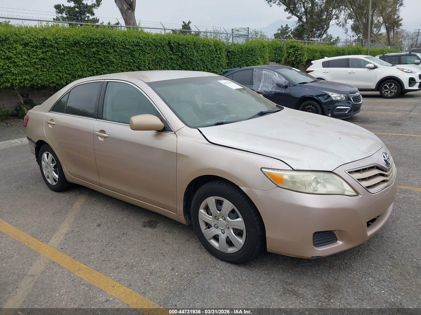 2010 Toyota Camry Le
