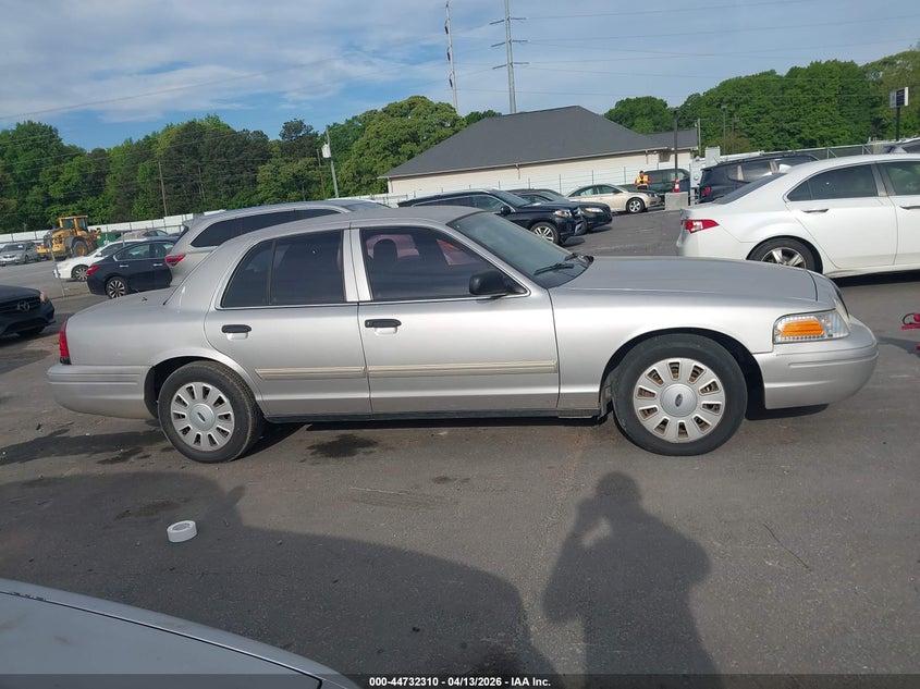 2009 Ford Crown Victoria Police/Police Interceptor VIN: 2FAHP71V99X135208 Lot: 44732310