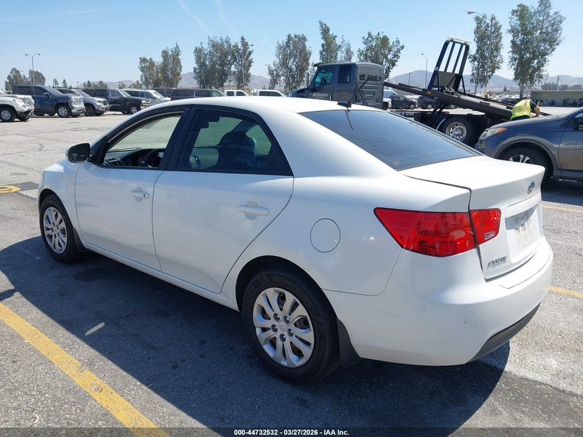 Vin: knafu4a29d5731392, lot: 45229712, kia forte ex 20133