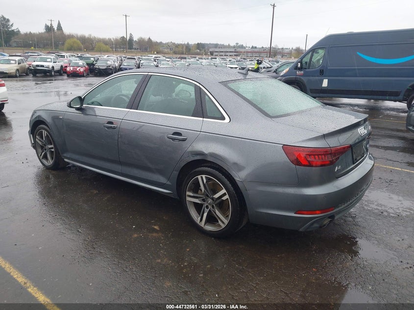 2018 AUDI A4 auction photo 3
