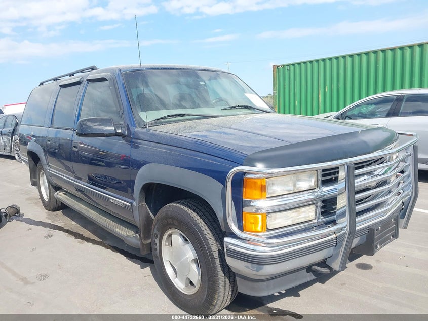 1999 Chevrolet Suburban 1500 Lt