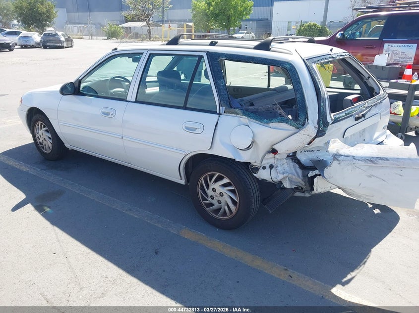 1999 Ford Escort Se
