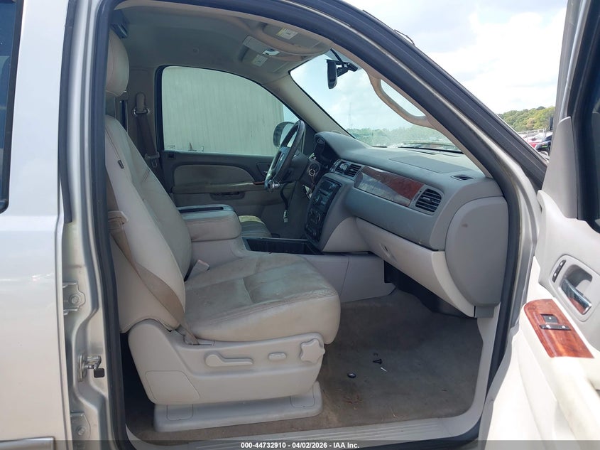 2014 Chevrolet Suburban 1500 Lt