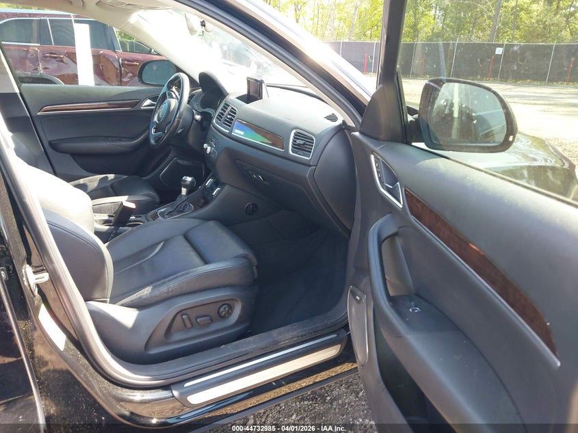 2015 AUDI Q3 auction photo 5