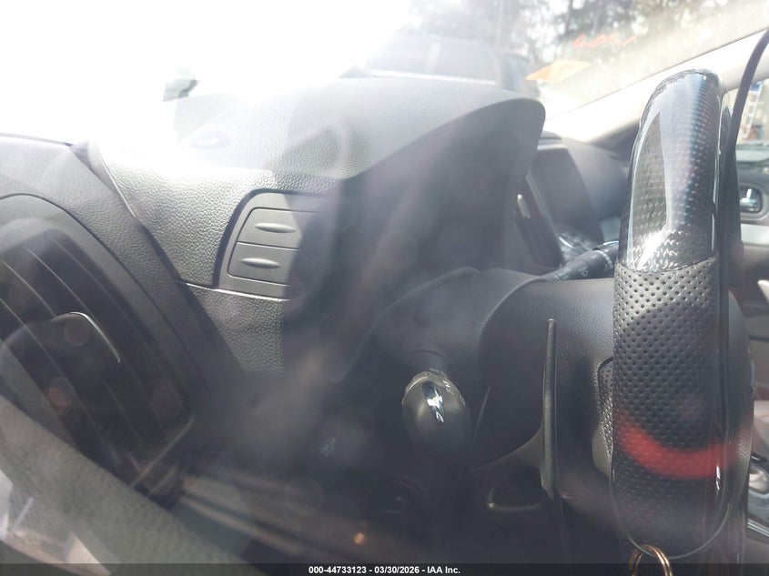 2015 Infiniti Q60 S Limited VIN: JN1CV6EK0FM870380 Lot: 44733123