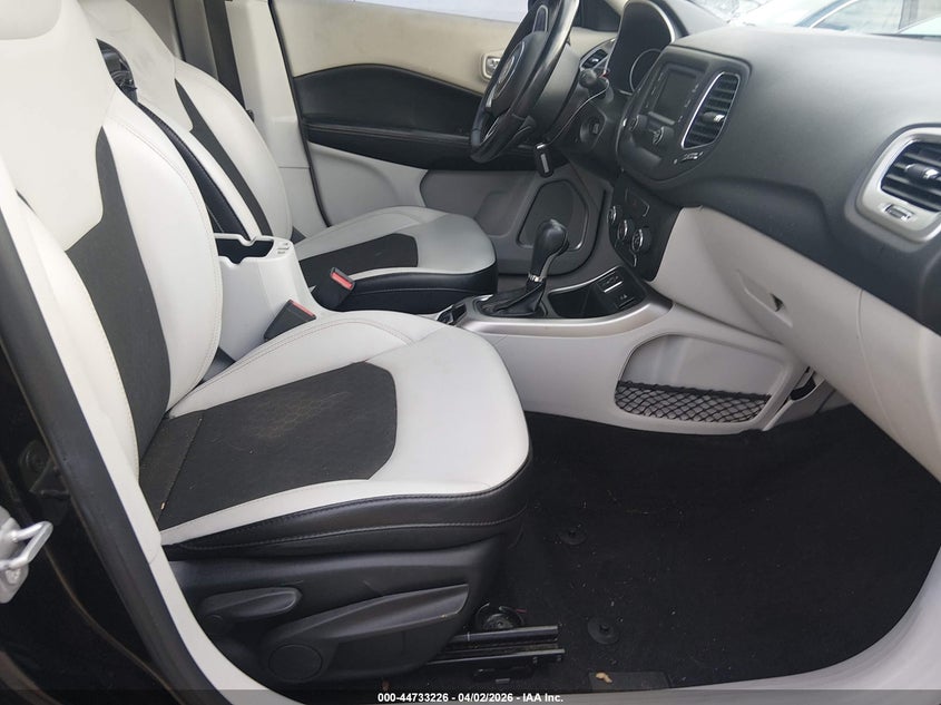 2018 Jeep Compass Latitude Fwd