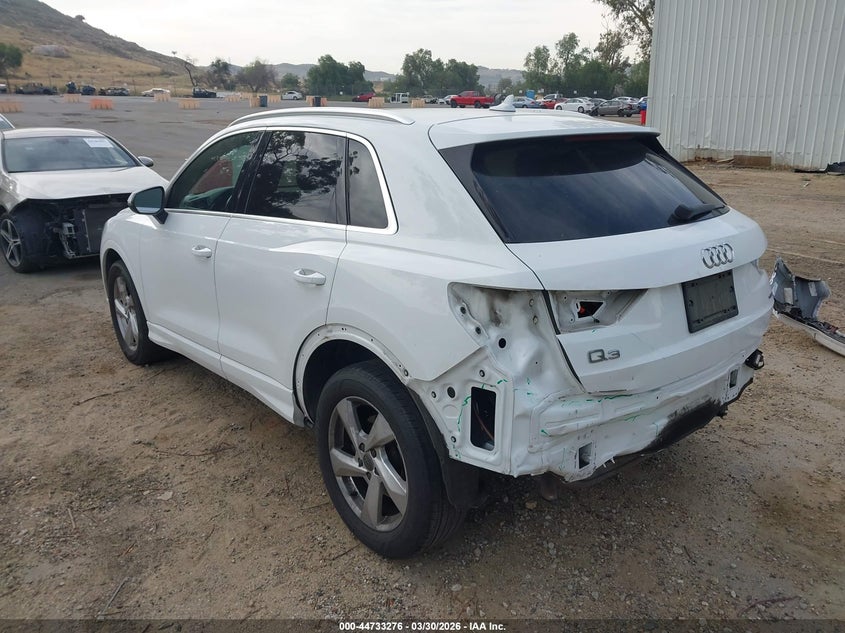 Vin: wa1aecf34l1042057, lot: 45230456, audi q3 premium 45 tfsi quattro tiptronic 20203