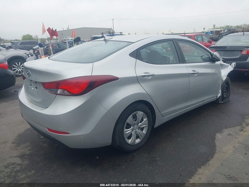 2016 Hyundai Elantra Se
