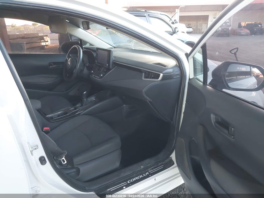 2022 Toyota Corolla Hybrid Le