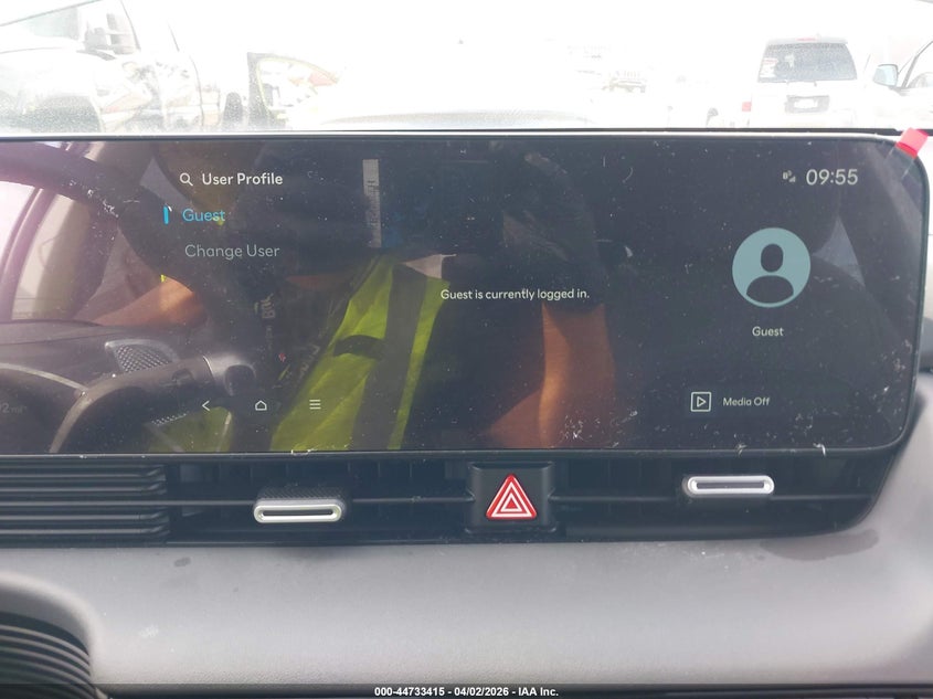 2025 Hyundai Ioniq 5 Se VIN: 7YAKM4DA3SY040593 Lot: 44733415