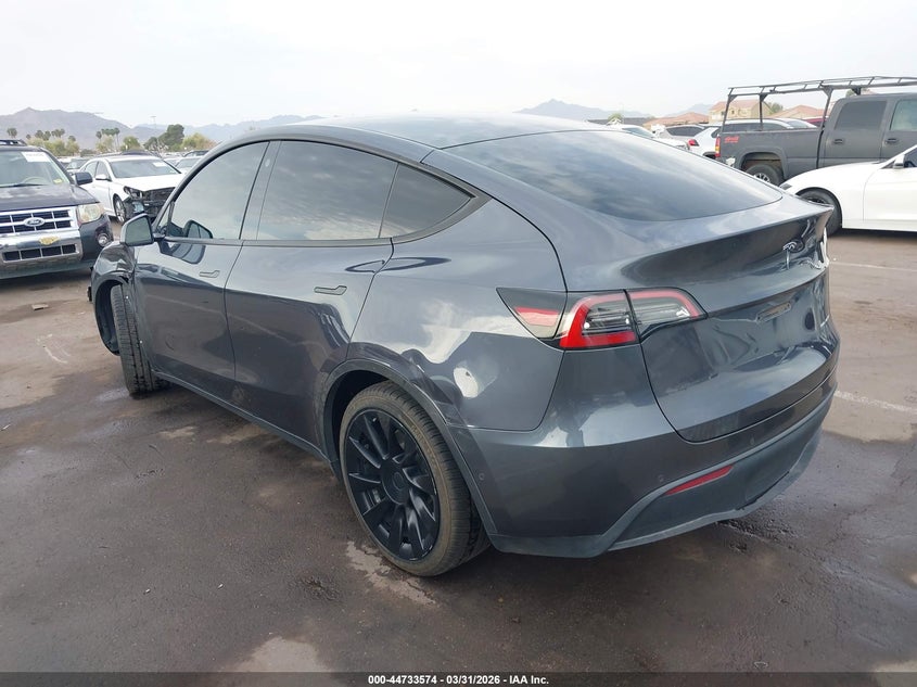 2021 Tesla Model Y Long Range Dual Motor All-Wheel Drive