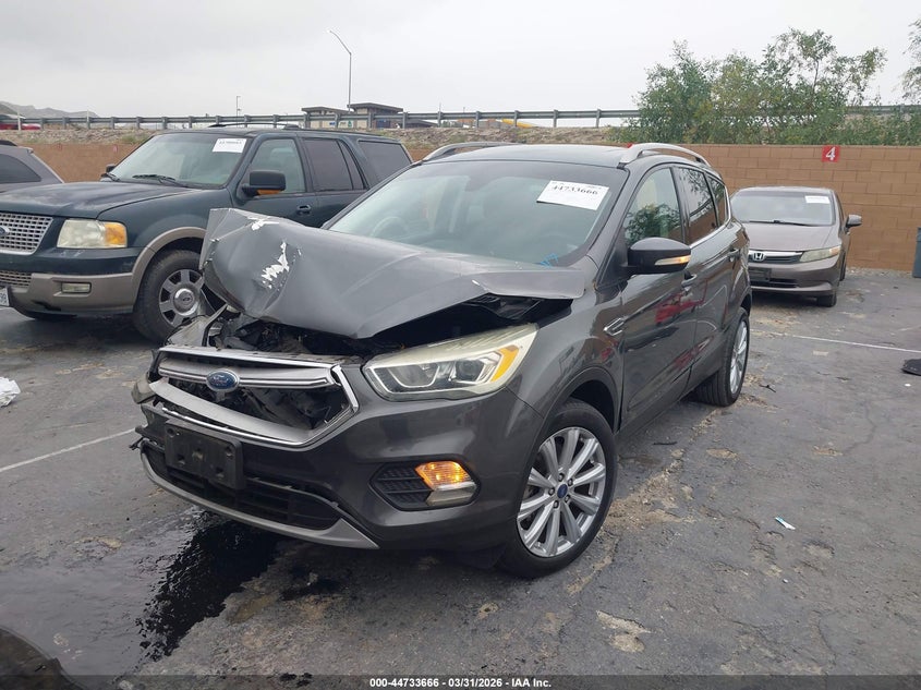 VIN 1FMCU0JD2HUC26432 2017 FORD ESCAPE TITANIUM