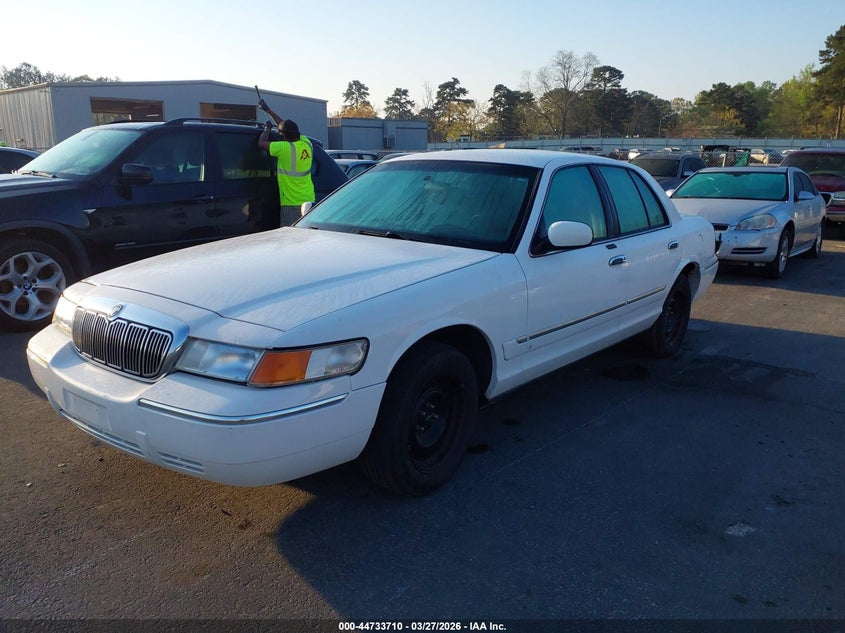 2000 Mercury Grand Marquis Gs