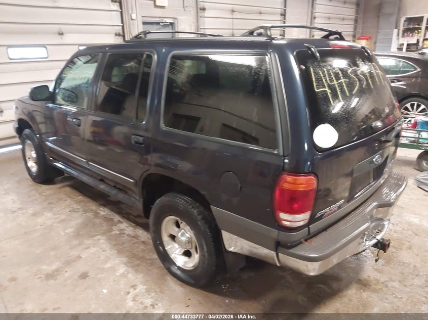 2000 Ford Explorer Xlt