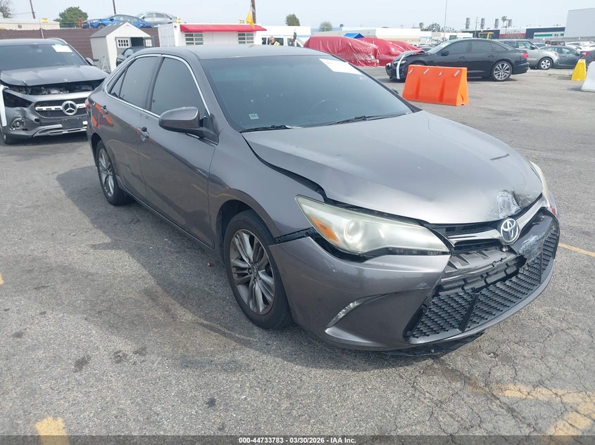 2016 Toyota Camry Se