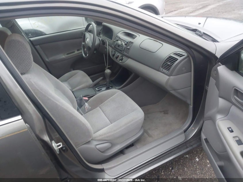 2002 Toyota Camry Le