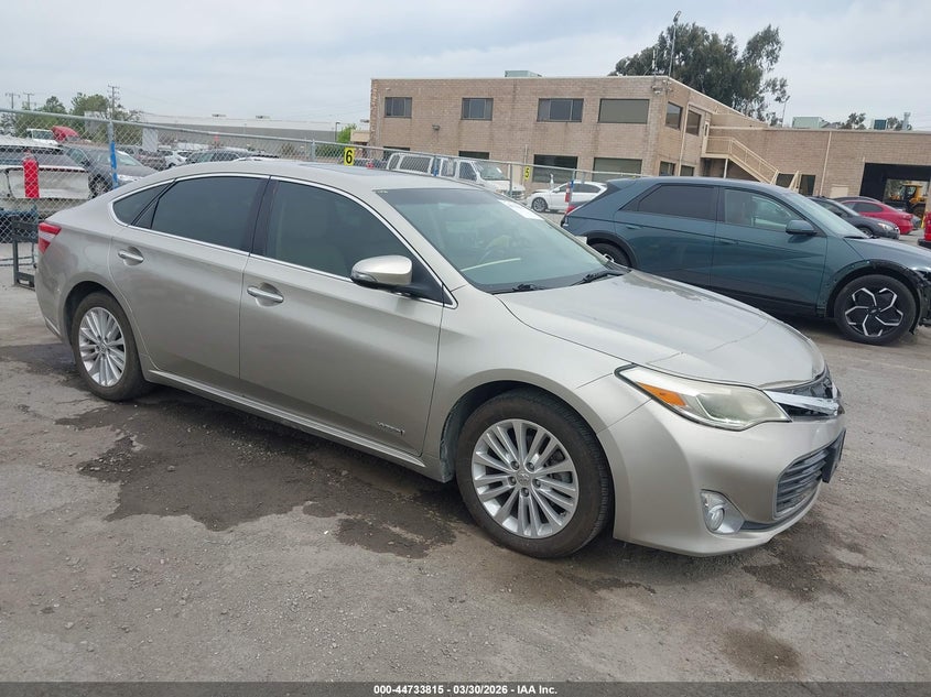 2014 Toyota Avalon Hybrid Limited