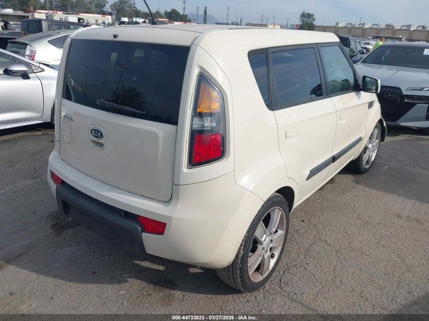 2010 Kia Soul !