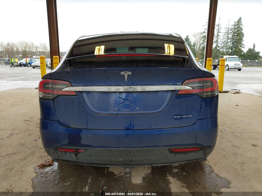 2019 Tesla Model X 100D/75D/Long Range VIN: 5YJXCAE2XKF183644 Lot: 44733892