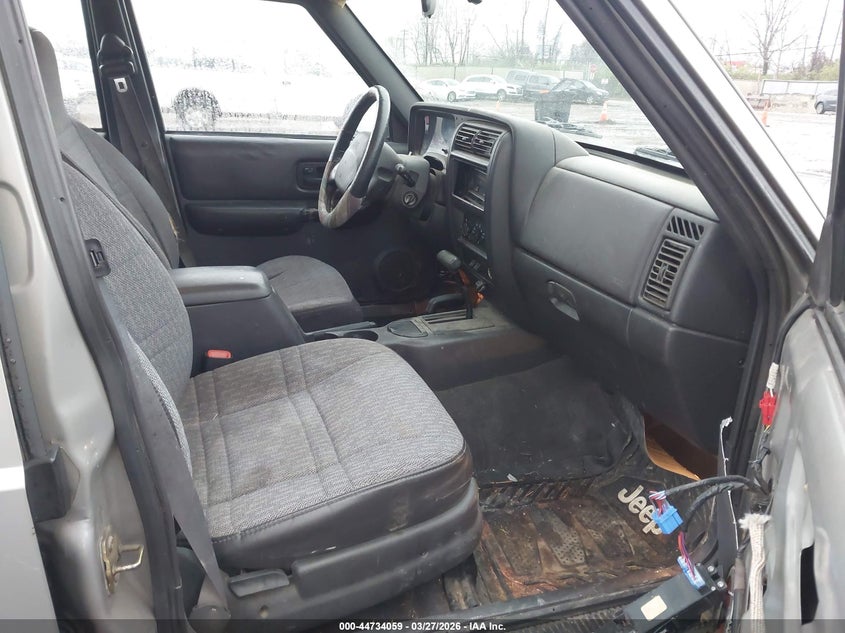 2000 Jeep Cherokee Sport