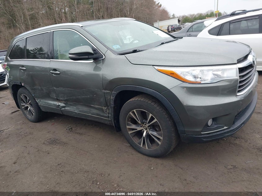 2016 Toyota Highlander Xle V6