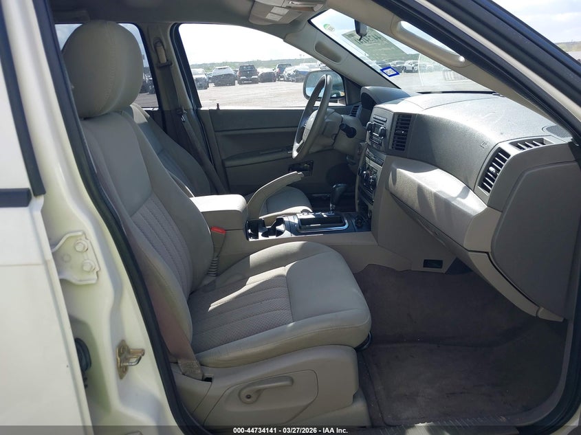 2006 Jeep Grand Cherokee Laredo