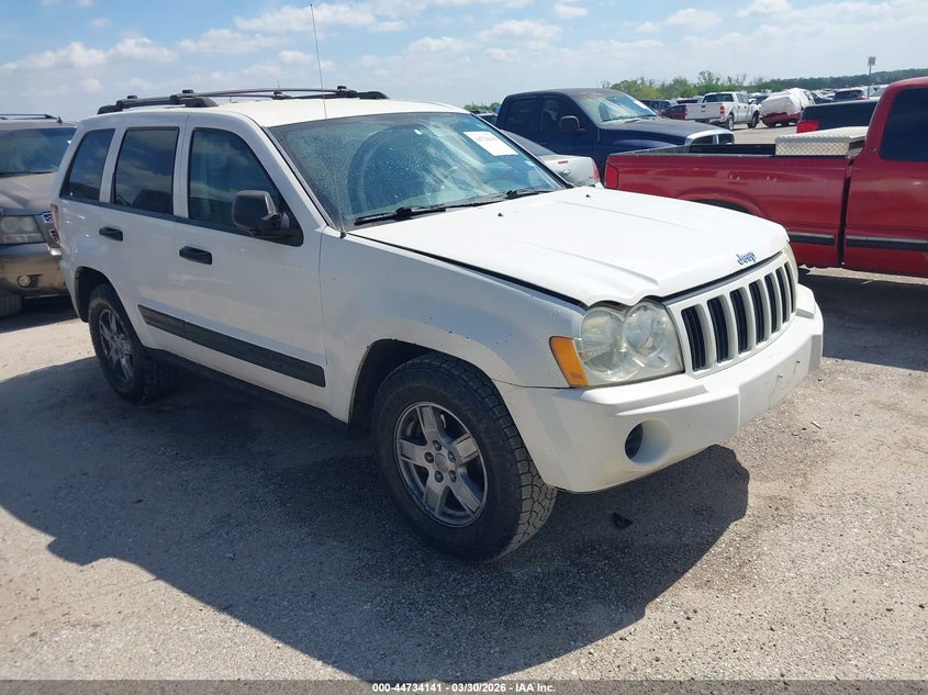 2006 Jeep Grand Cherokee Laredo