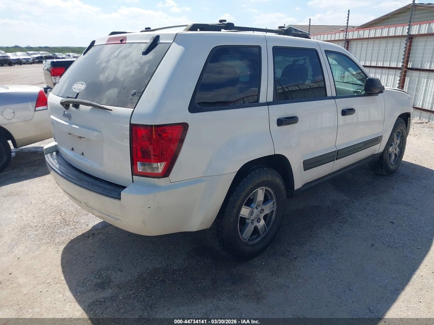 2006 Jeep Grand Cherokee Laredo